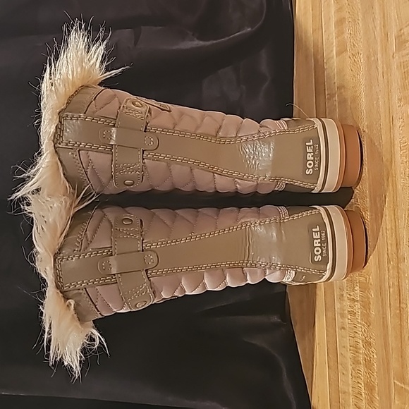 Sorel Tofino II Tall Winter Boots - Khaki and Red - Youth 2 - Picture 3 of 7